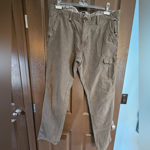 HUGO BOSS regular fit. Size40 - Picture 6 of 8